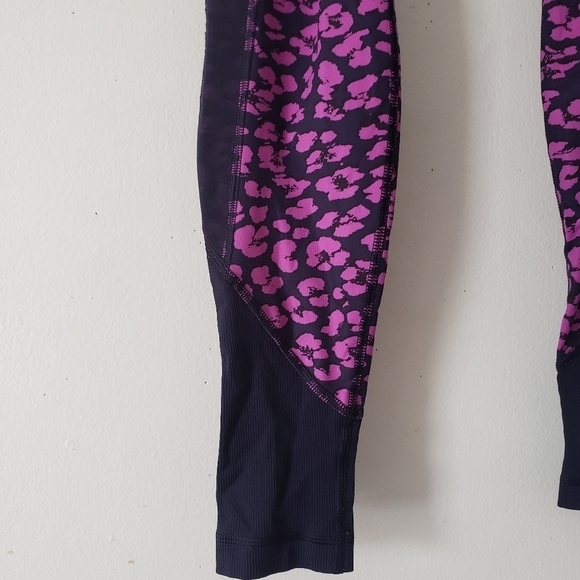 LULULEMON Leggings - Picture 7 of 16